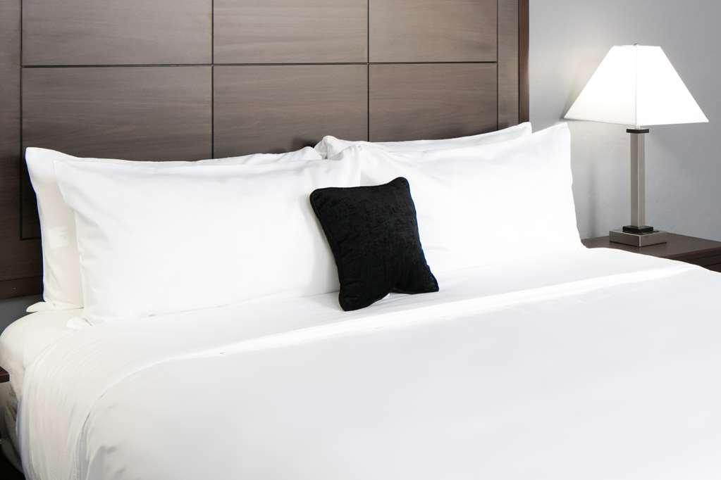 Red Lion Inn And Suites Everett Room photo